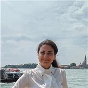 By learning English in a simple and engaging way, take your skills to the next level. With me as your teacher.